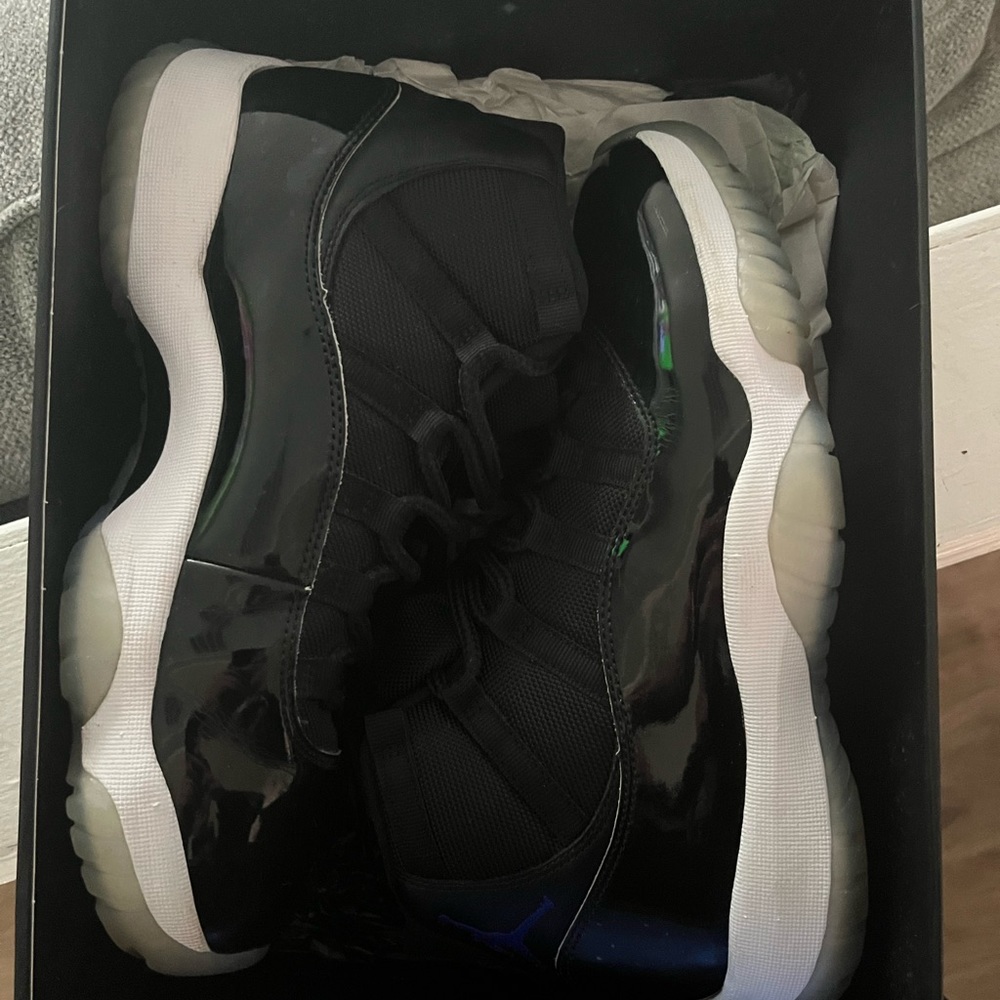 Jordan 11 space jam size 9 - Picture 8 of 8